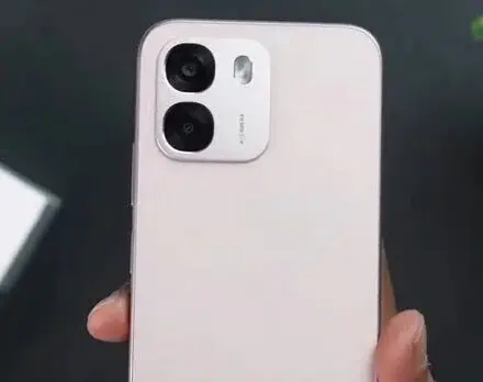 هاتف Oppo A6 4G.. المواصفات والأسعار