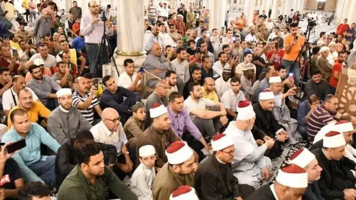 الأوقاف تعلن موضوع خطبة الجمعة اليوم.. كن راضيا وإياك والتباهي