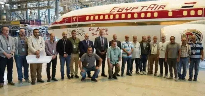مصر للطيران تعيد طلاء «ريترو» لطائرة B737-800 احتفاءً بتاريخها