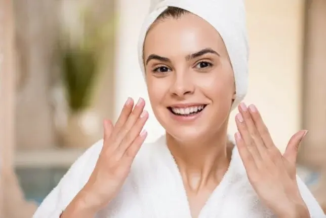 ودّعي التجاعيد.. 5 مكونات تحافظ على نضارة البشرة مع العمر