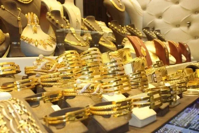 عيار 21 الآن بكام؟.. سعر الذهب اليوم الجمعة 13فبراير 2026