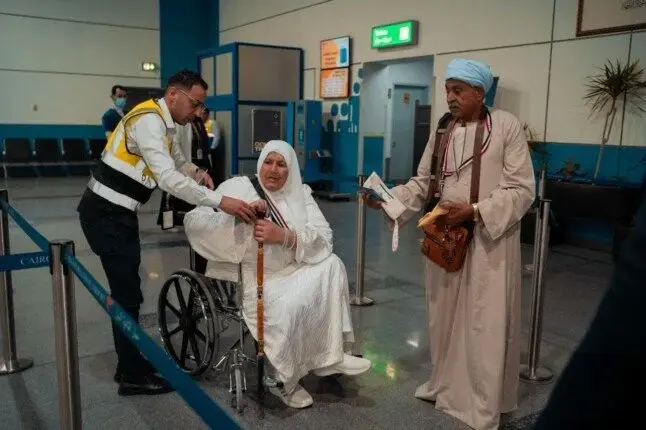 مصر للطيران تنقل 4900 حاج إلى الأراضي المقدسة