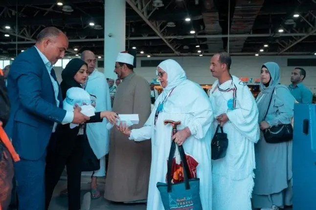 مصر للطيران تنقل 4900 حاج إلى الأراضي المقدسة - elaosboa51283