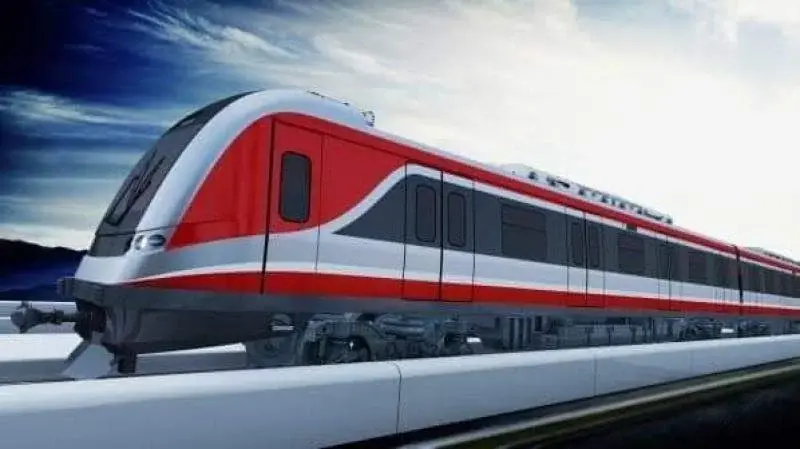 زحام على LRT.. إقبال كبير من عدلي منصور للعاصمة