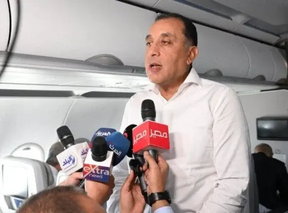 مدبولي يعود للقاهرة بعد افتتاح «جوليوس نيريري» في تنزانيا