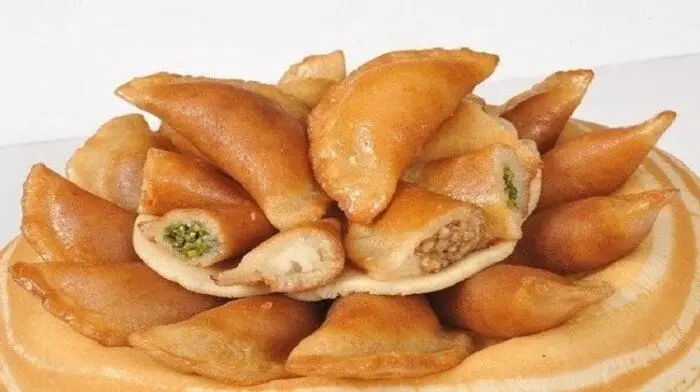 طريقة سهلة وبسيطة لتحضير القطايف