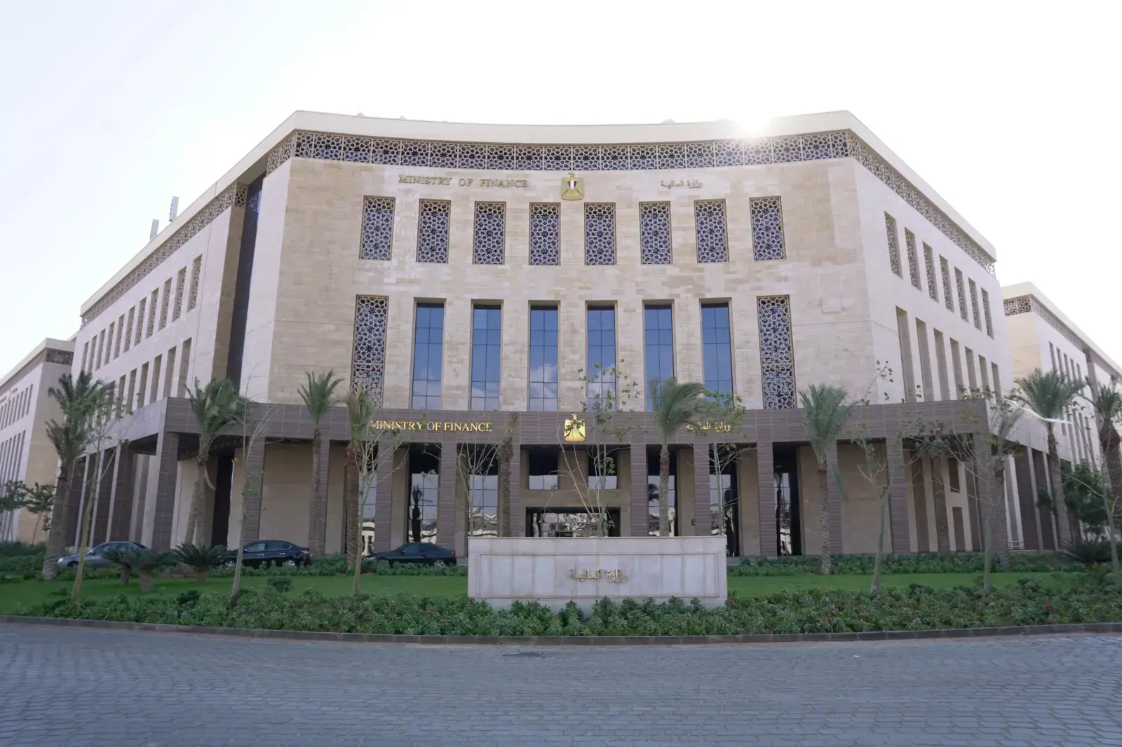 المالية: نستهدف خفض الدين إلى 78% من الناتج المحلي بحلول يونيو 2027