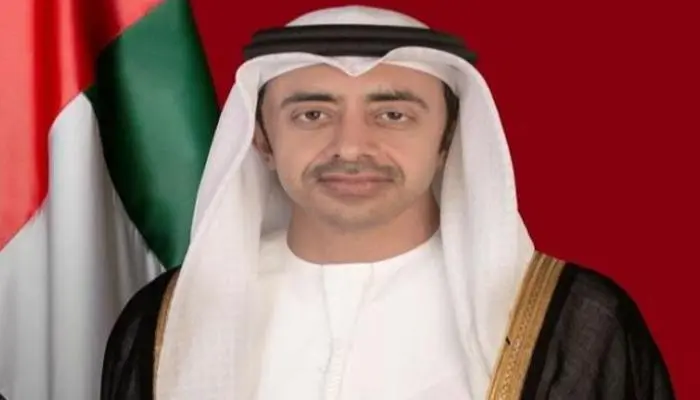عبدالله بن زايد يبحث تداعيات الاعتداءات الإيرانية مع وزراء خارجية