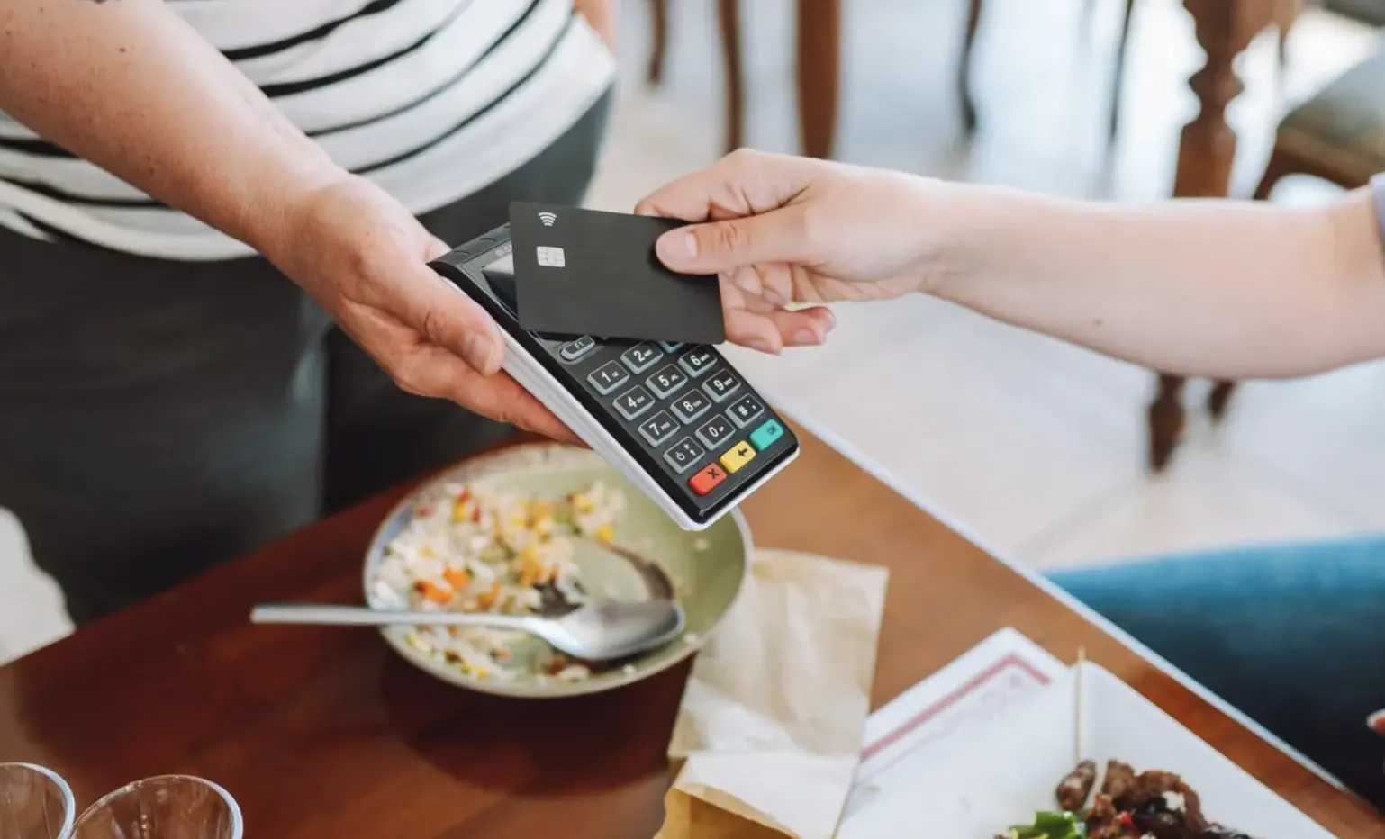 الاقتصاد البريطاني يراوح مكانه في يناير وسط مخاوف إقليمية متزايدة