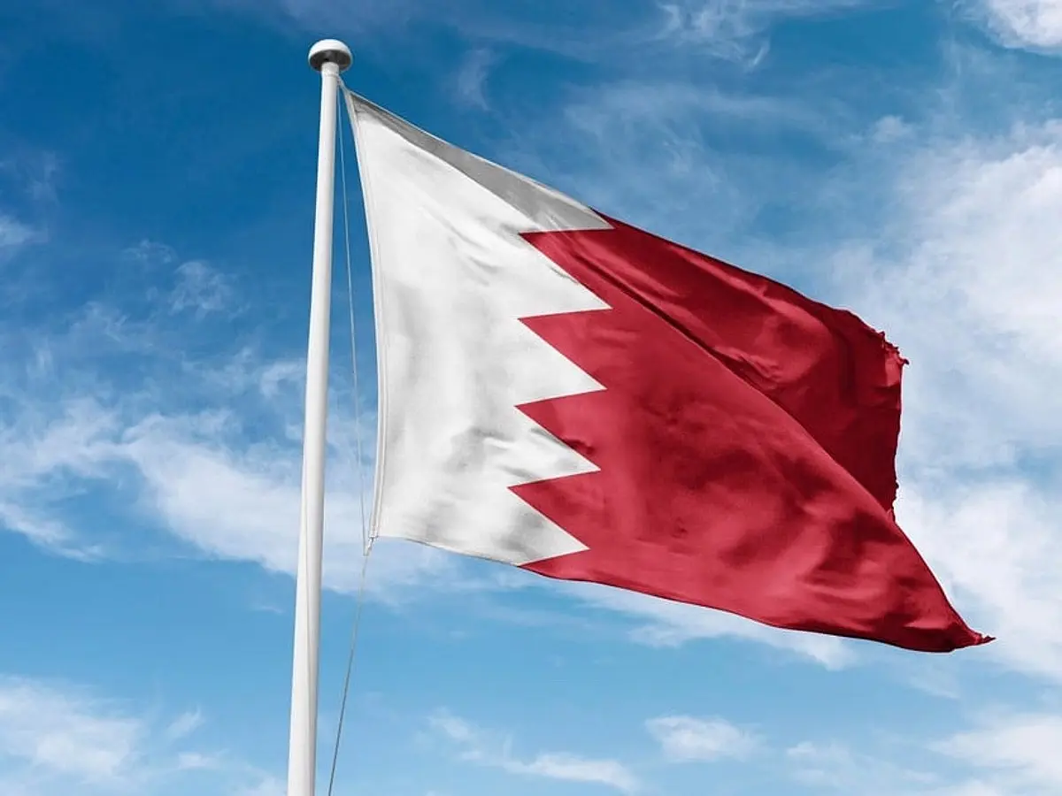البحرين تحظر سفر مواطنيها إلى إيران والعراق في تصعيد لافت