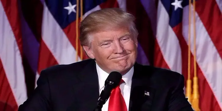 البيت الأبيض يدافع عن صحة ترامب: جدل حول الكفاءة الذهنية بعد فحص روتيني