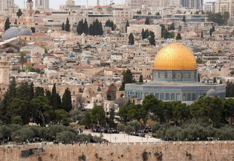 القدس: شظايا صاروخ إيراني تسقط قرب الأقصى في تصعيد خطير