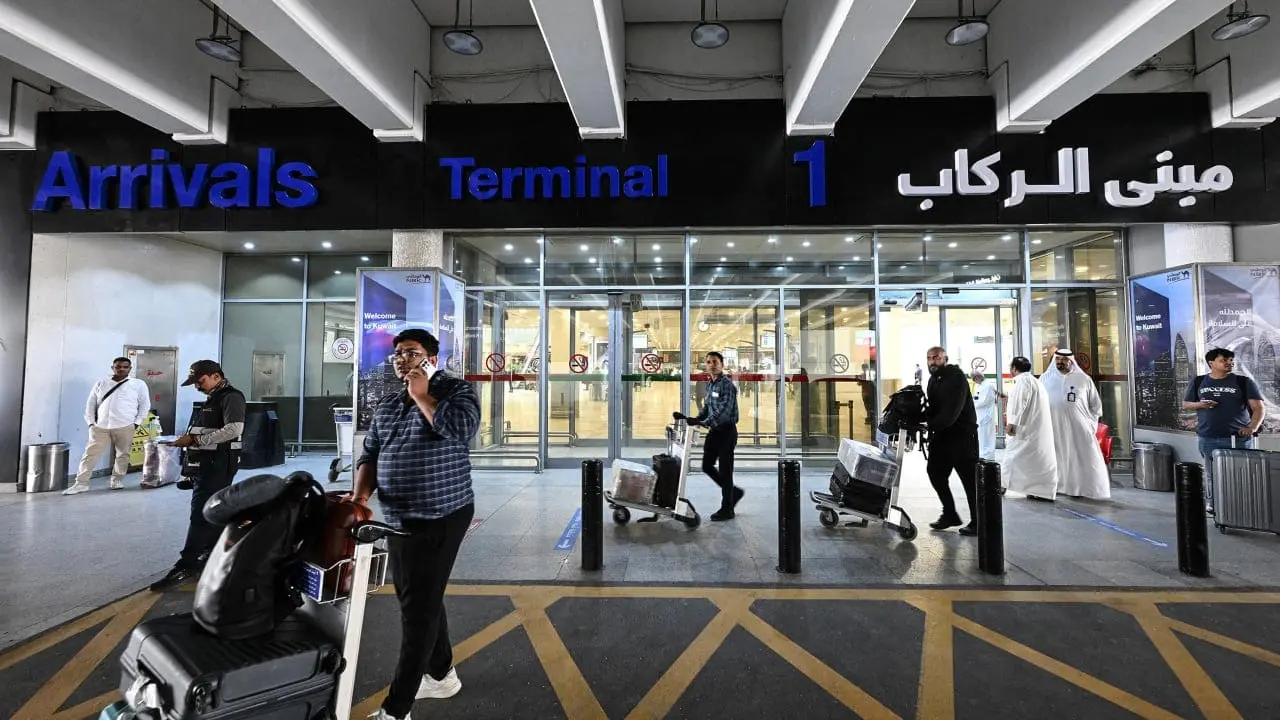 الكويت تعلن مقتل مدني باعتداءات إيرانية.. تصعيد خطير في الخليج