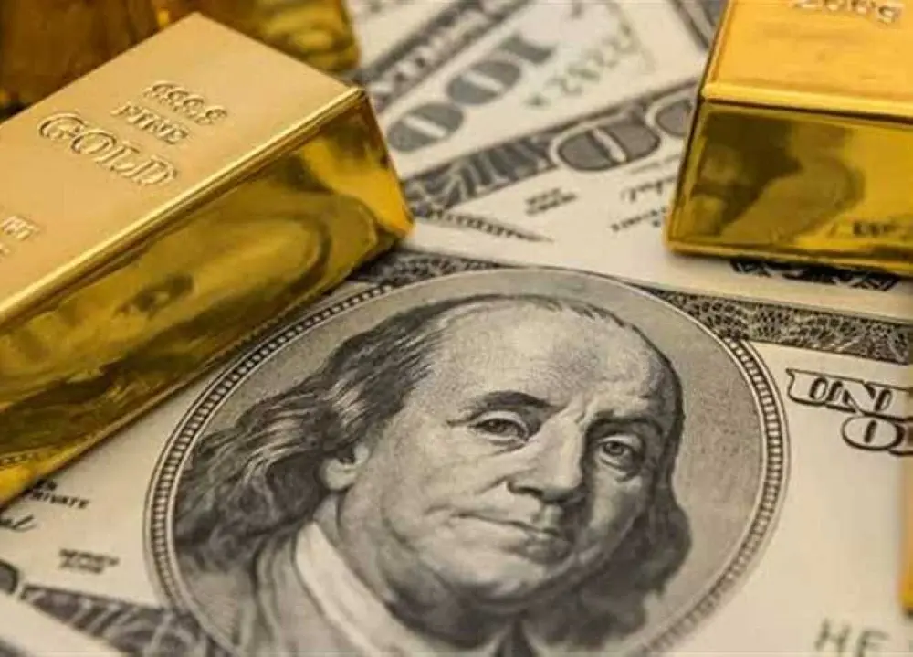 الذهب يفقد بريقه: آمال خفض الفائدة تتلاشى والدولار يتوهج