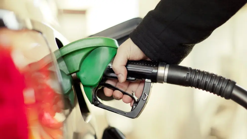 أسعار الديزل في أمريكا تشتعل: حرب إيران تُشعل تجاوز 4 دولارات