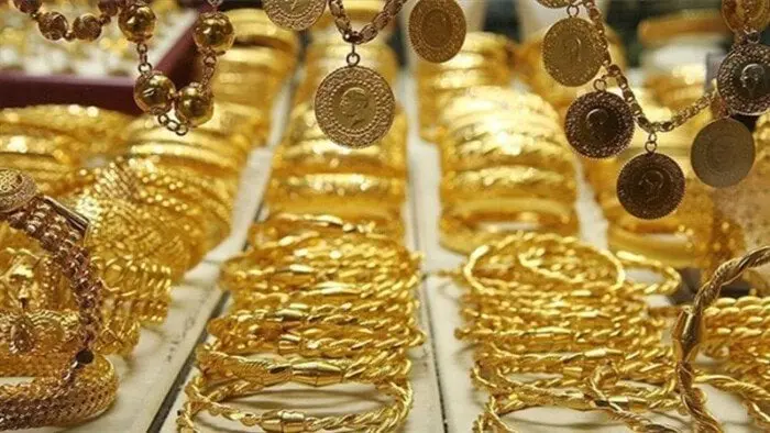 أسعار الذهب اليوم الأربعاء 4 مارس 2026: ارتفاع طفيف وعيار 21 يسجل 8264 جنيهًا