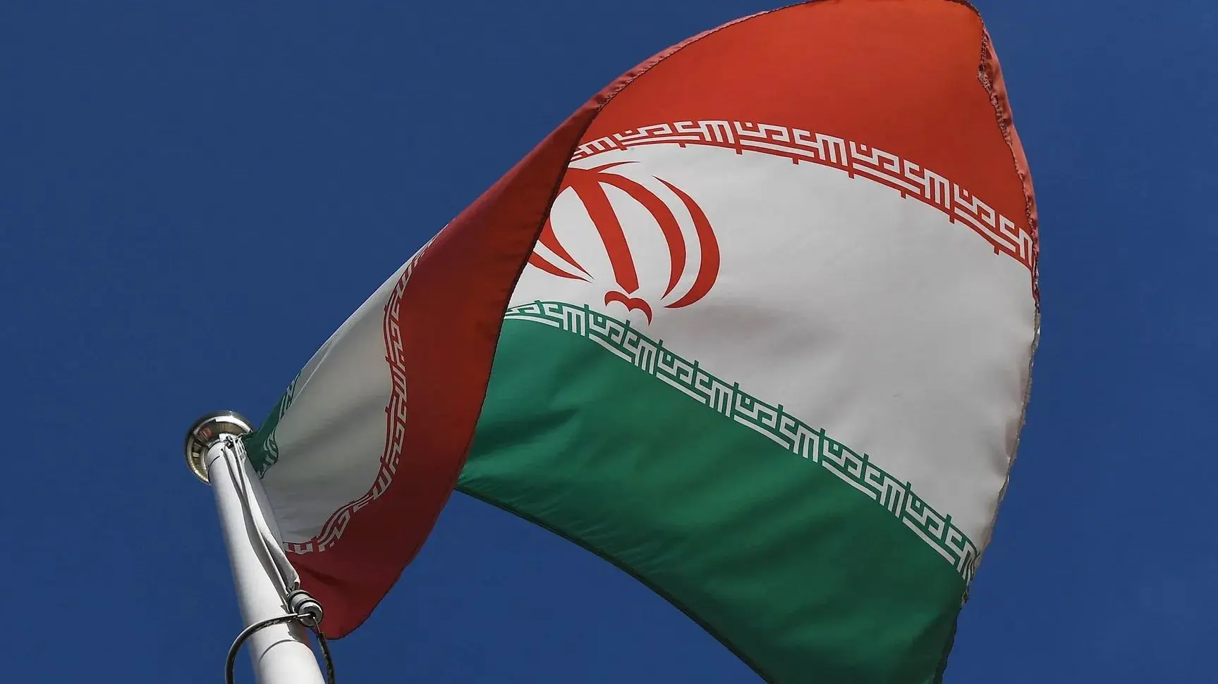 إيران: على حافة انفجار صامت وسط هدنة إقليمية هشة وغضب مكتوم