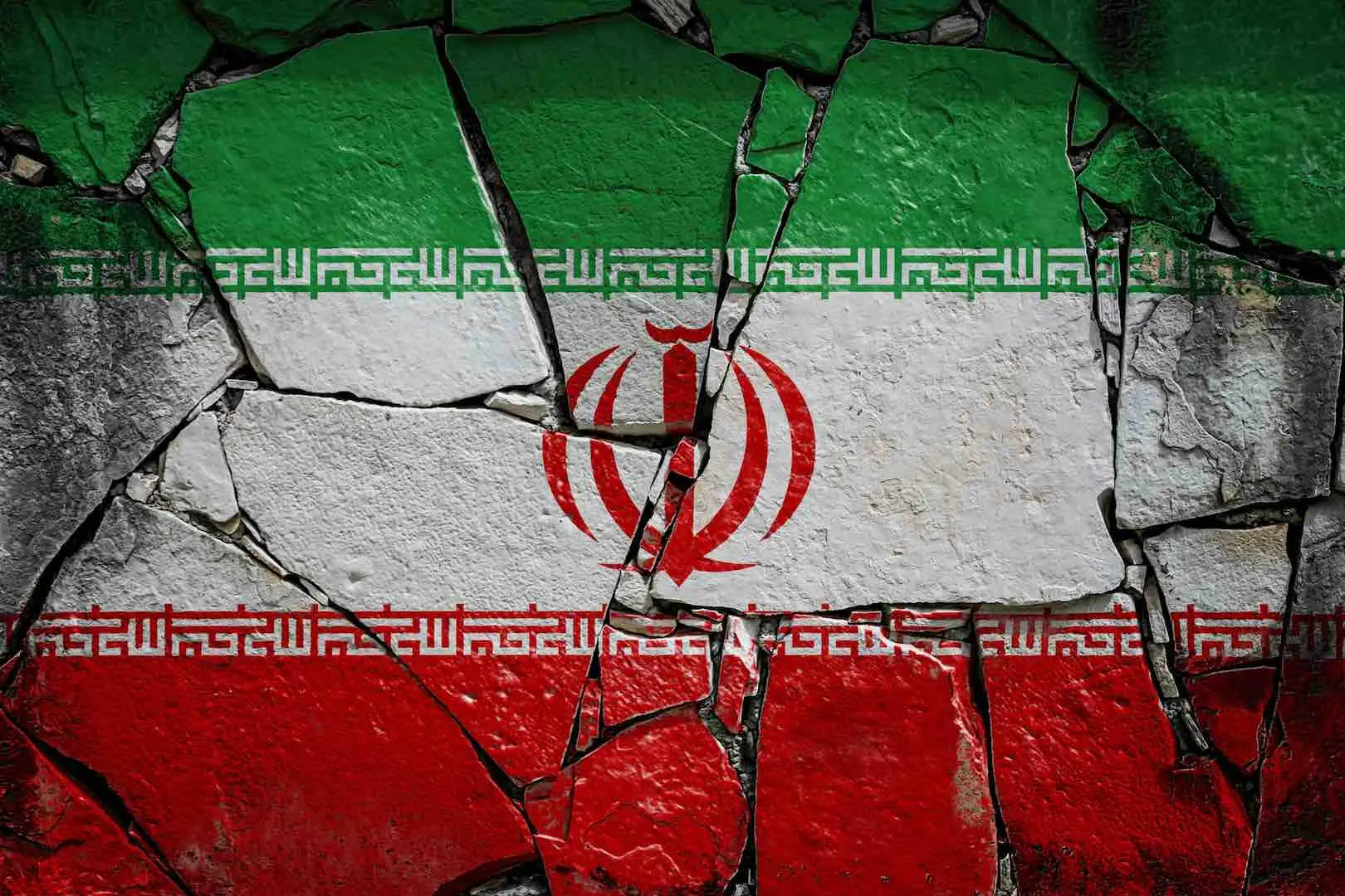 إيران بين مطرقة العزلة وسندان الأثمان: المنطقة على أعتاب فصل مصيري