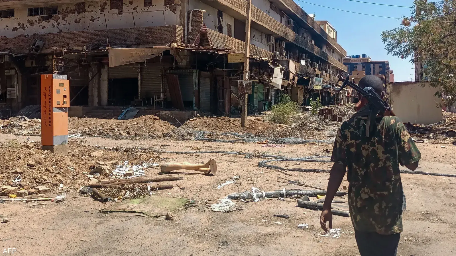 أزمة الدواء تفتك بالإيرانيين: نقص حاد وقفزات سعرية ترهق المرضى