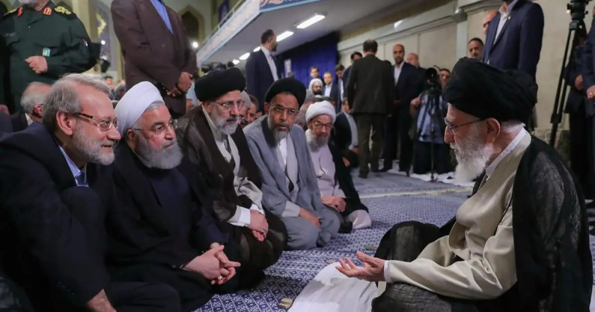 ضربة غير مسبوقة تطيح بهرم السلطة في إيران: طهران تواجه فراغاً قيادياً