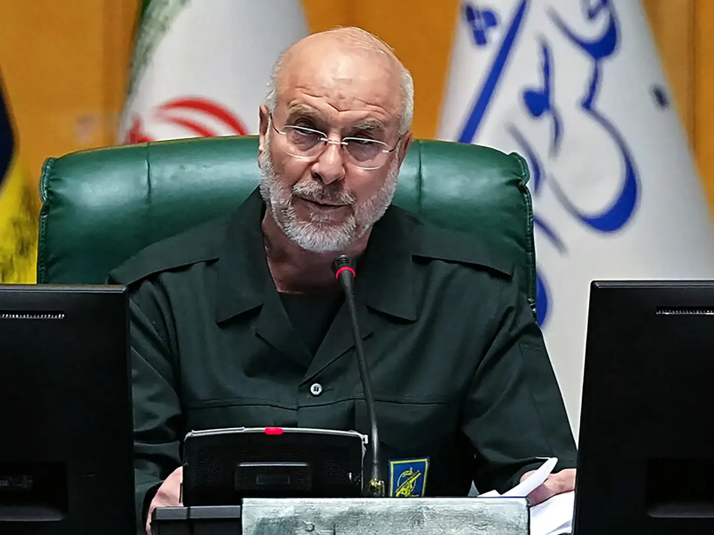 قاليباف بين واشنطن والحرس الثوري: رقصة إيرانية على حافة الهاوية