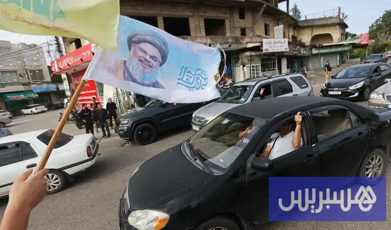 لبنانيون يعودون لركام منازلهم مع بدء الهدنة الهشة