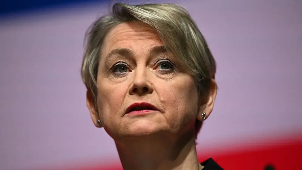 لندن تتهم طهران بـ"اختطاف" مضيق هرمز وابتزاز الاقتصاد العالمي: دعوة عاجلة للتدخل