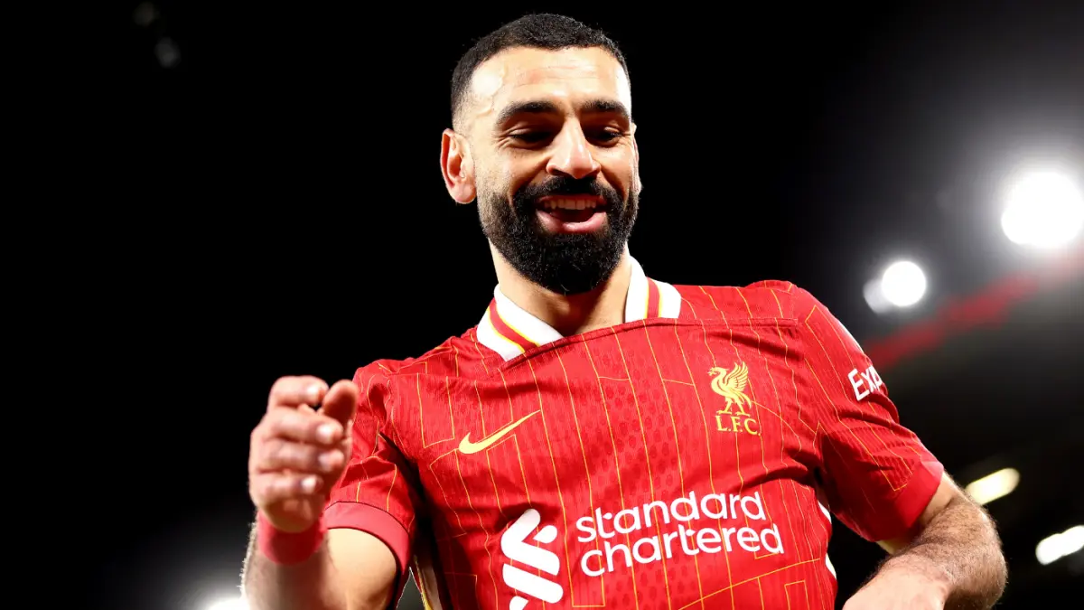 انتقال محمد صلاح: محمد صلاح يُشعل الميركاتو: عرض الهلال التاريخي يُعيد رسم خريطة النجوم ومستقبل الفرعون المصري