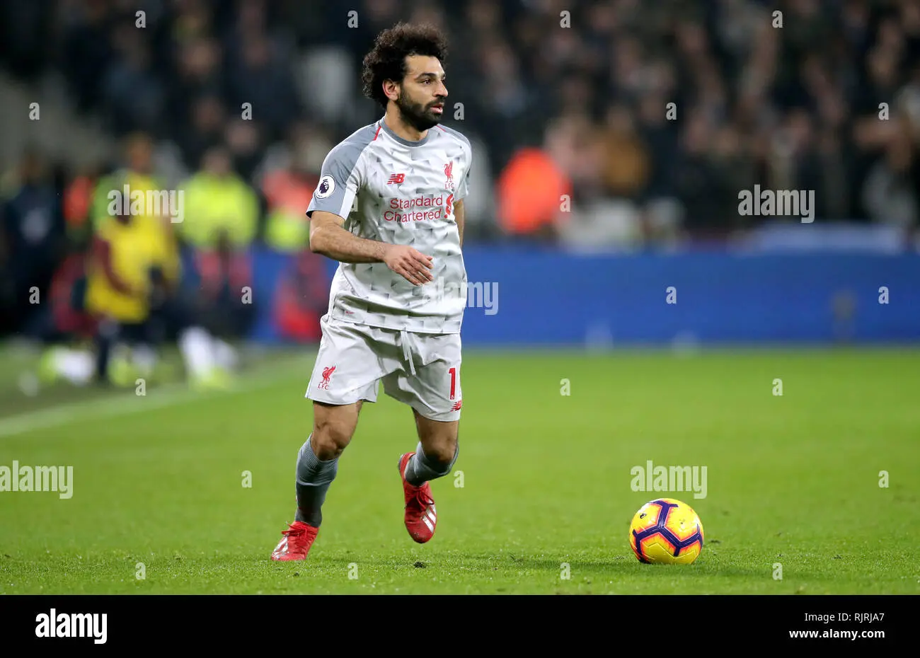 مستقبل محمد صلاح: محمد صلاح: ريال مدريد يصرف النظر، والدوري السعودي الوجهة الأقرب لـ "الفرعون" بعد وداع ليفربول