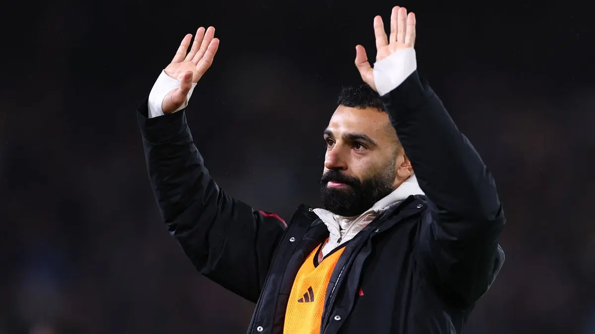 انتقال محمد صلاح: محمد صلاح يلوّح بالرحيل عن ليفربول: تكهنات كبرى تسيطر على المشهد الكروي