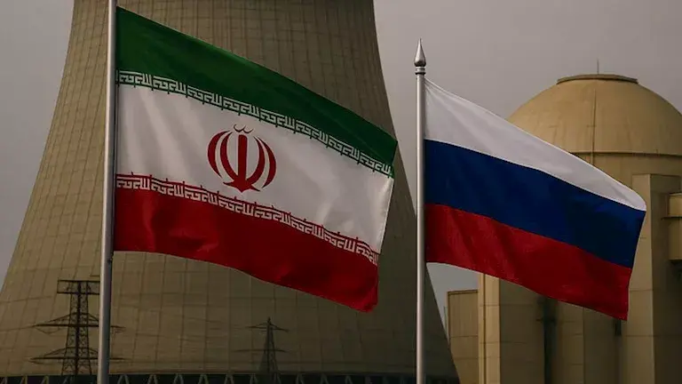 موسكو تؤجل حسم عودة خبرائها لبوشهر.. تساؤلات حول الملف النووي الإيراني