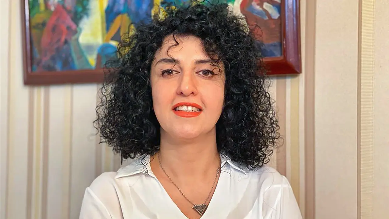 "نوبل للسلام" تغادر السجن: نرجس محمدي تُفرج بكفالة وتُنقل للعلاج