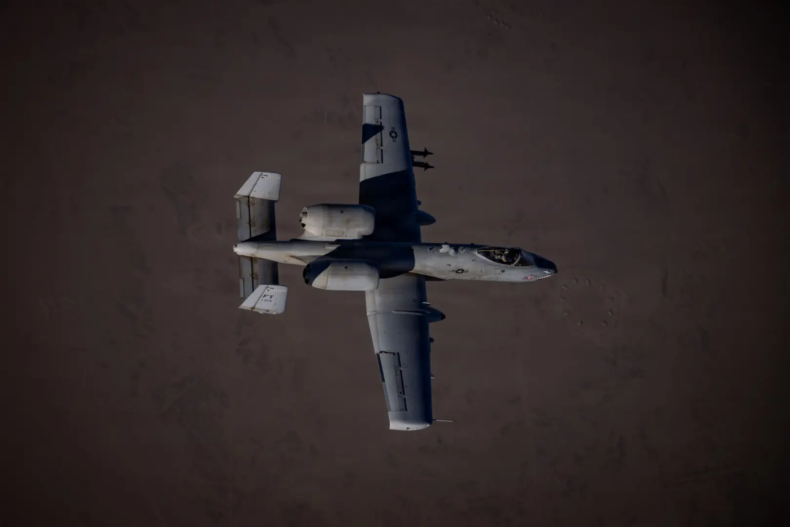 واشنطن تضاعف أسطول "A-10": تصعيد خطير أم استعراض قوة في الخليج؟