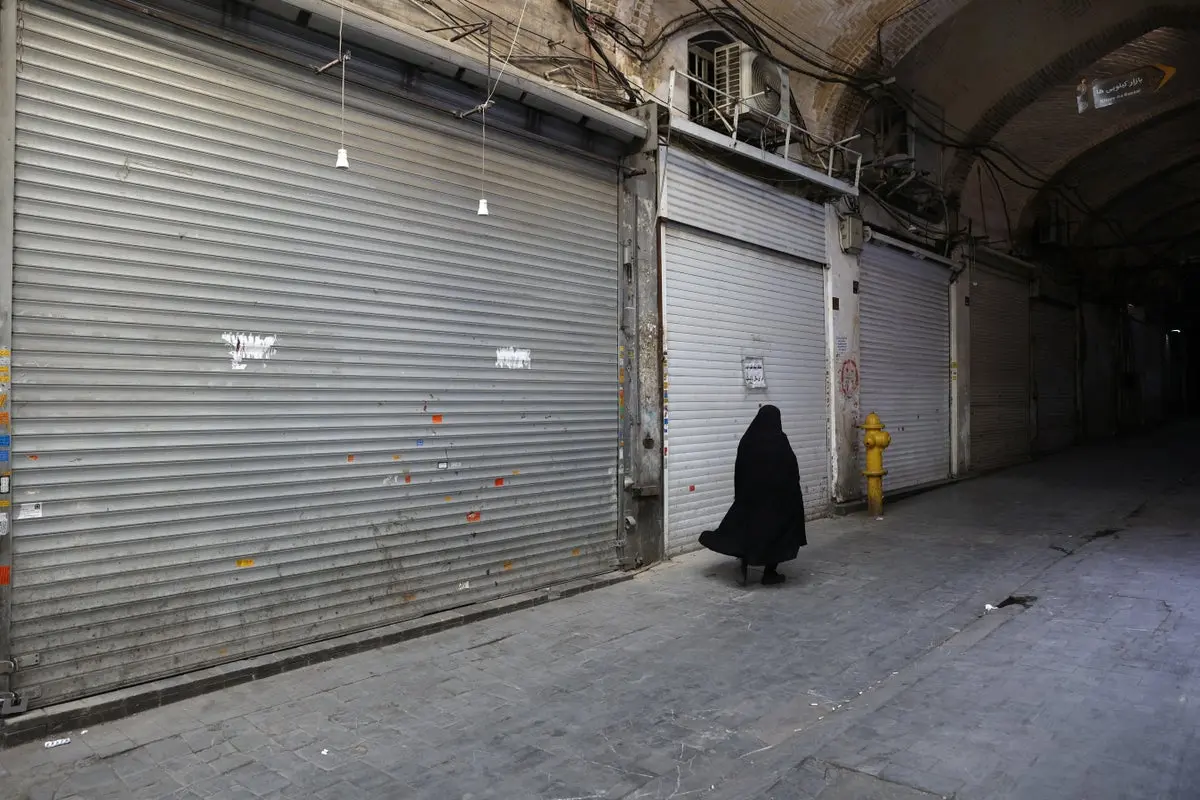 طهران: مخاوف متزايدة من نقص الغذاء وسط استمرار القصف