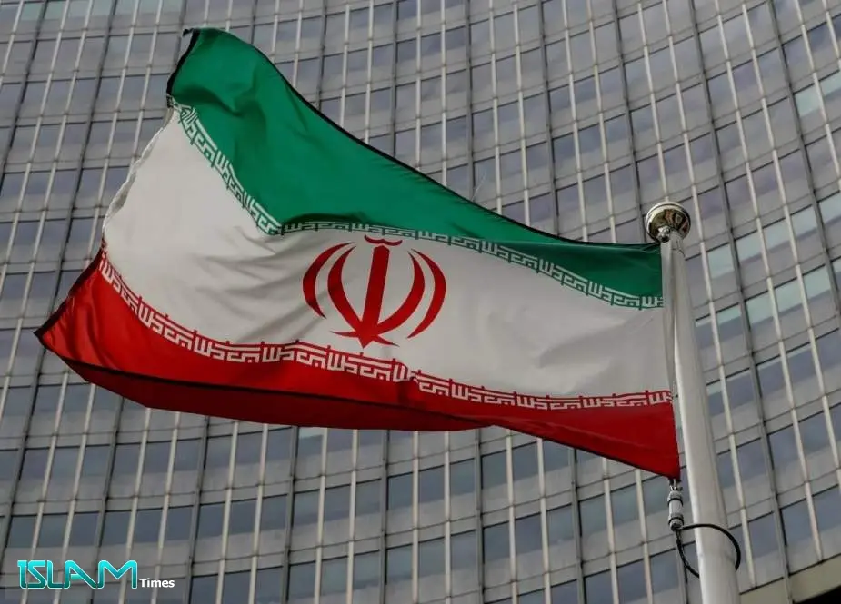 طهران تُحمّل الكويت والبحرين مسؤولية الضربات الأمريكية.. تصعيد خليجي خطير