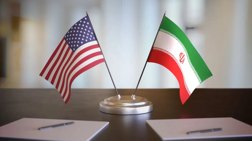 طهران تلوّح بغصن الزيتون: استعداد لدراسة مقترحات إنهاء الصراع