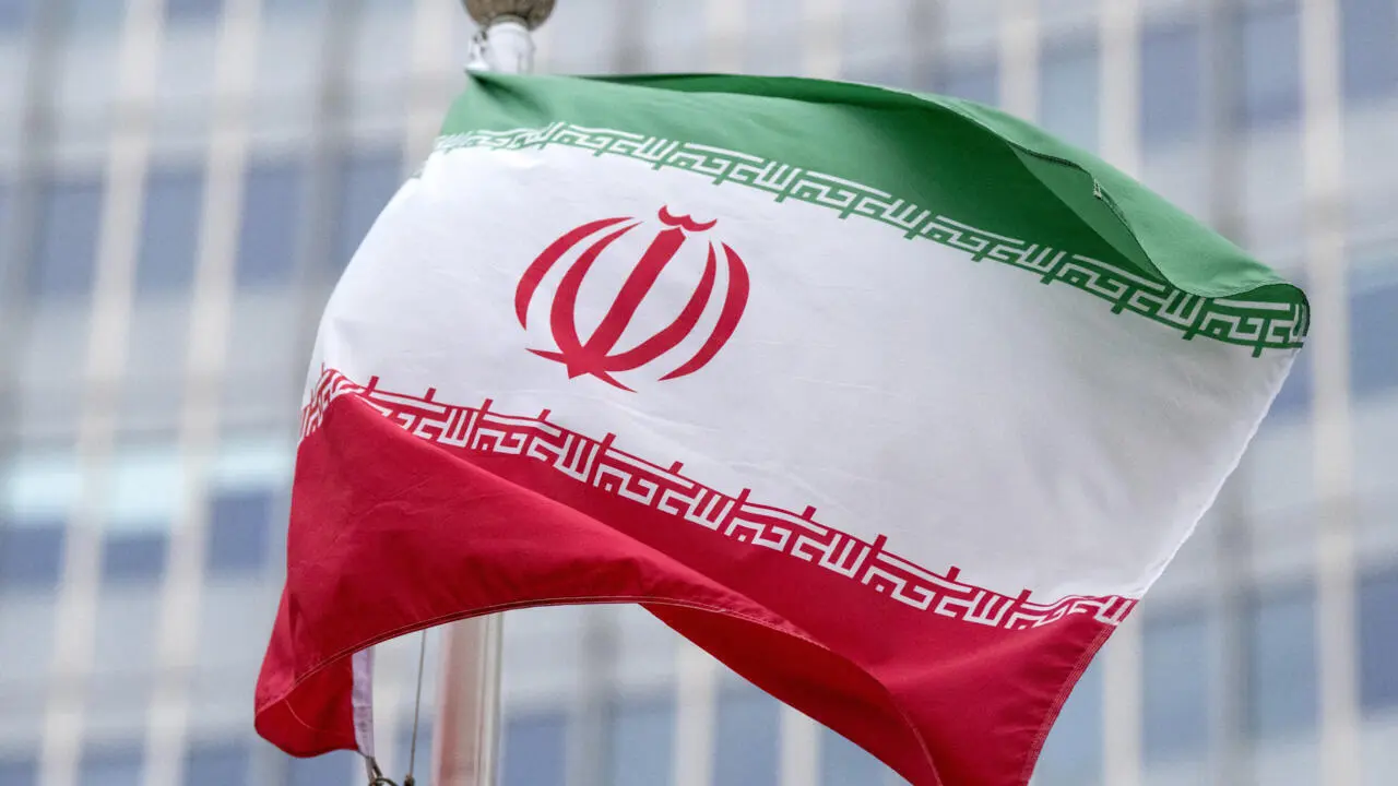 طهران تلوح بمسار دبلوماسي جديد: مفاوضات محتملة في باكستان