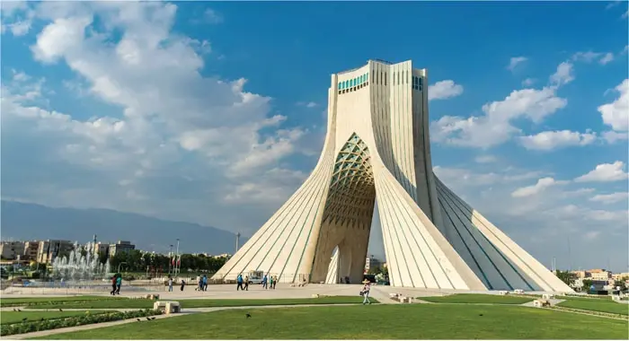 طهران تسلم "نقاطها" للوسطاء وتتهم واشنطن بعرقلة الدبلوماسية الإقليمية