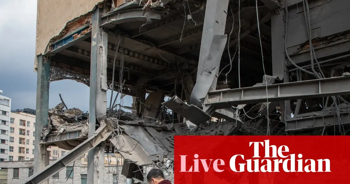 ترامب يلوّح بـ"محو" جزيرة خرج الإيرانية: هل وصلت الأزمة إلى نقطة اللاعودة؟