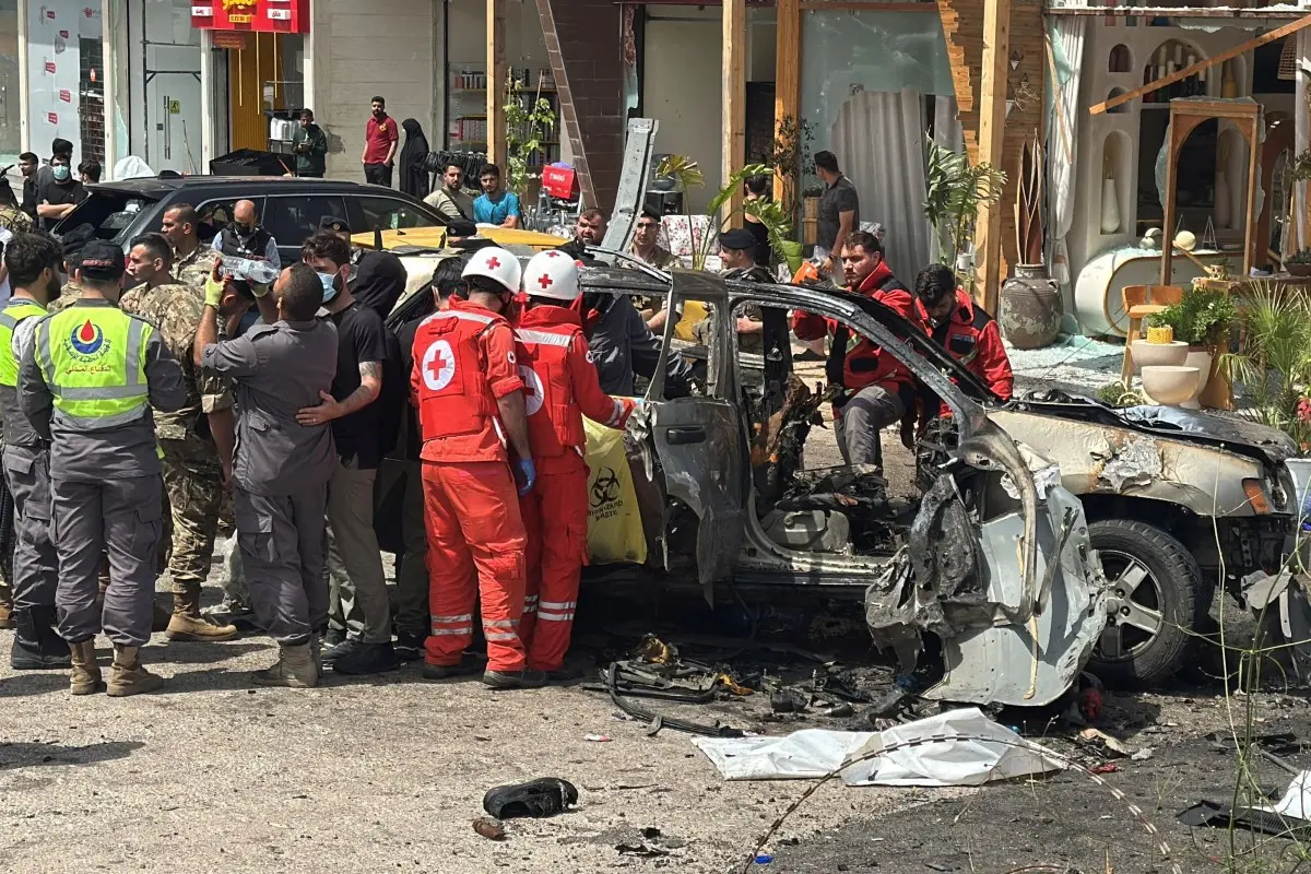 تصعيد خطير: 8 قتلى بينهم طفلان بغارات إسرائيلية جنوب لبنان