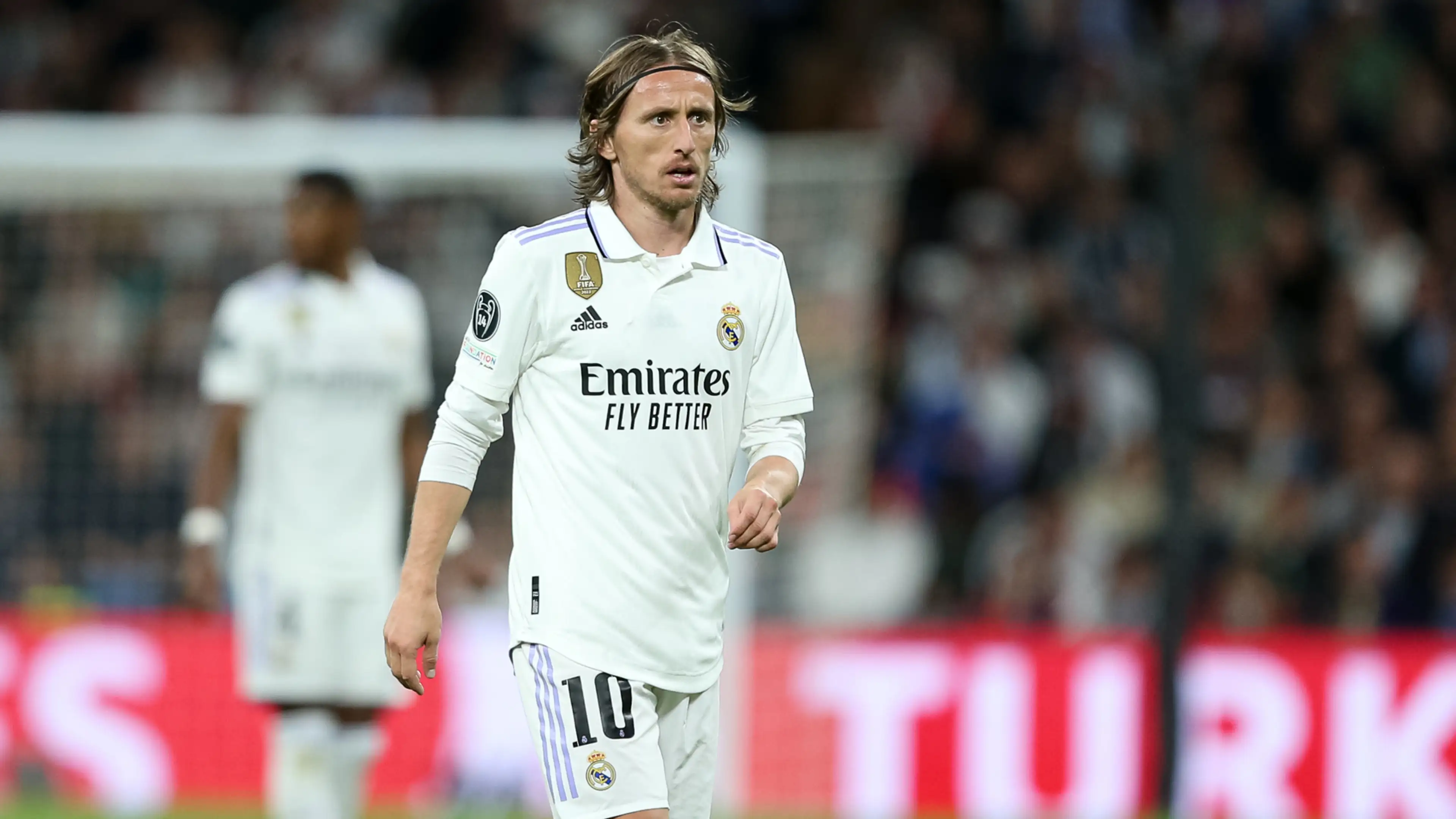 مودريتش يبحث عن العودة مع طبيبة صربيا المعجزة