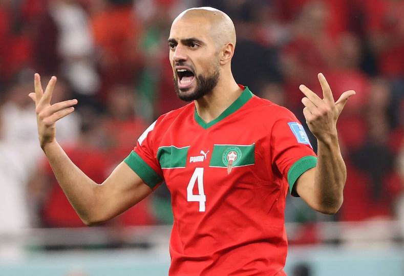 الأهلي السعودي يصدم برشلونه بسبب النجم المغربي