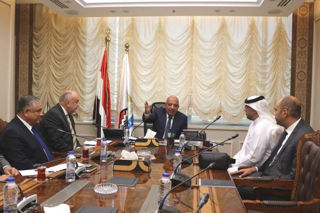 وزير قطاع الأعمال : توشكى منطقة واعدة وبكر وتصلح لإقامة مشروعات عديدة