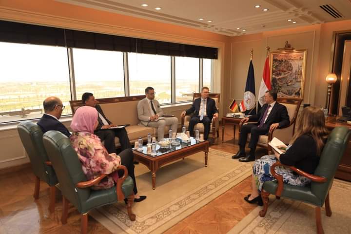 وزير السياحة بحث مع السفير الألمانى بالقاهرة تعزيز آليات التعاون بين البلدين