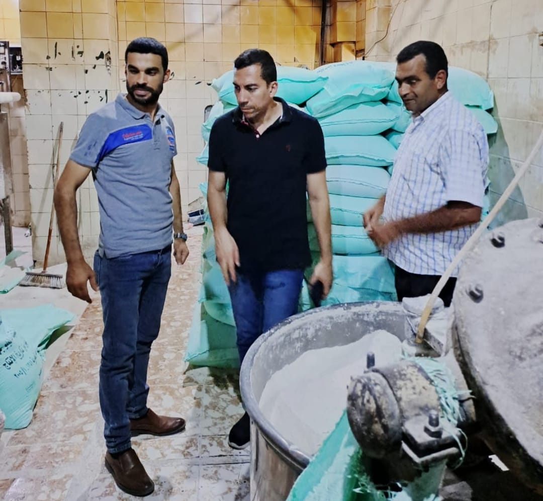 حملات تموينية على المخابز البلدية بإيتاى وبدر وكوم حمادة