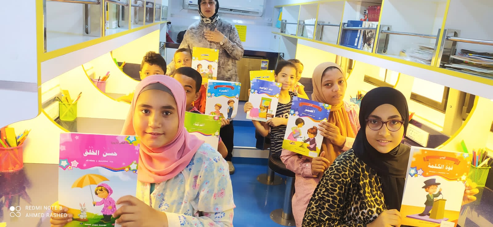 أتوبيس المكتبة المتنقلة يجوب قرى ومراكز البحيرة