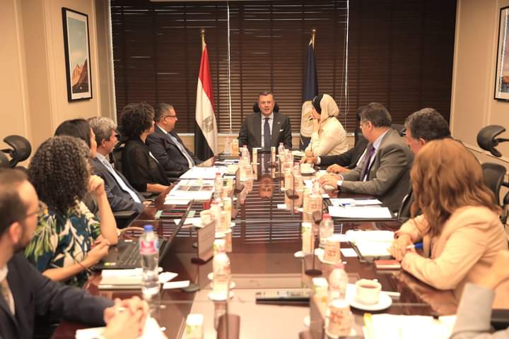 عيسى يبحث مع وفد الوكالة الأمريكية للتنمية الدولية بمصر التعاون في مجال السياحة والآثار