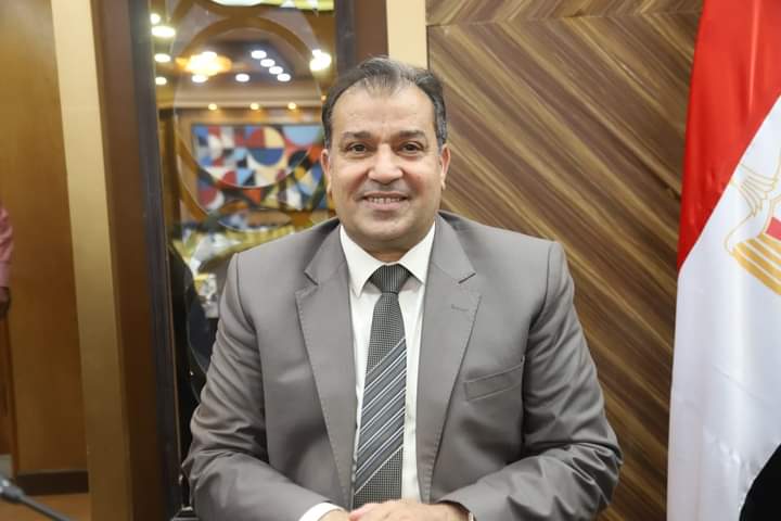 تعرف على "عكاوى"القائم بأعمال رئيس جامعة جنوب الوادى