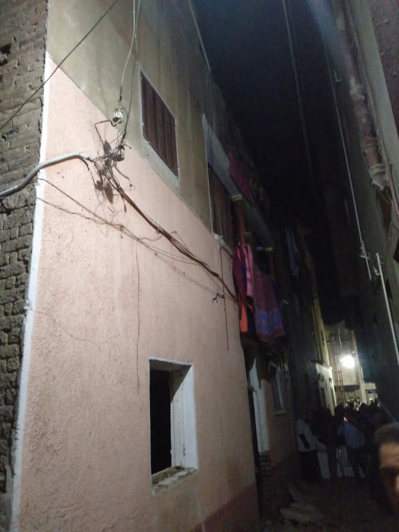 السقف انهار.. و أبكى الأهل والجيران