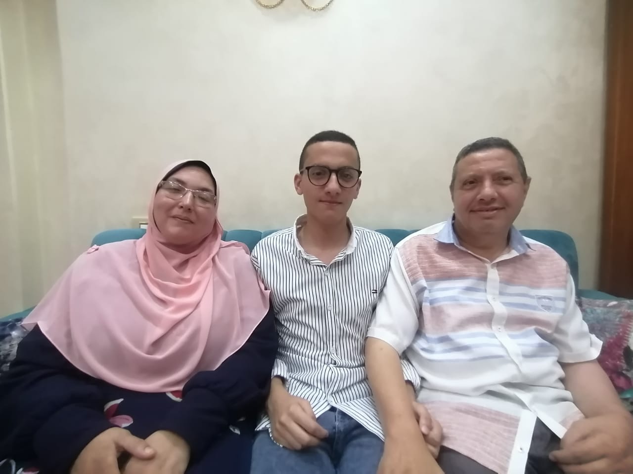 الأول على الجمهورية بـ الدبلومات الفنية بالبحيرة : لم أتلقي دروسًا خصوصية وهدخل هندسة